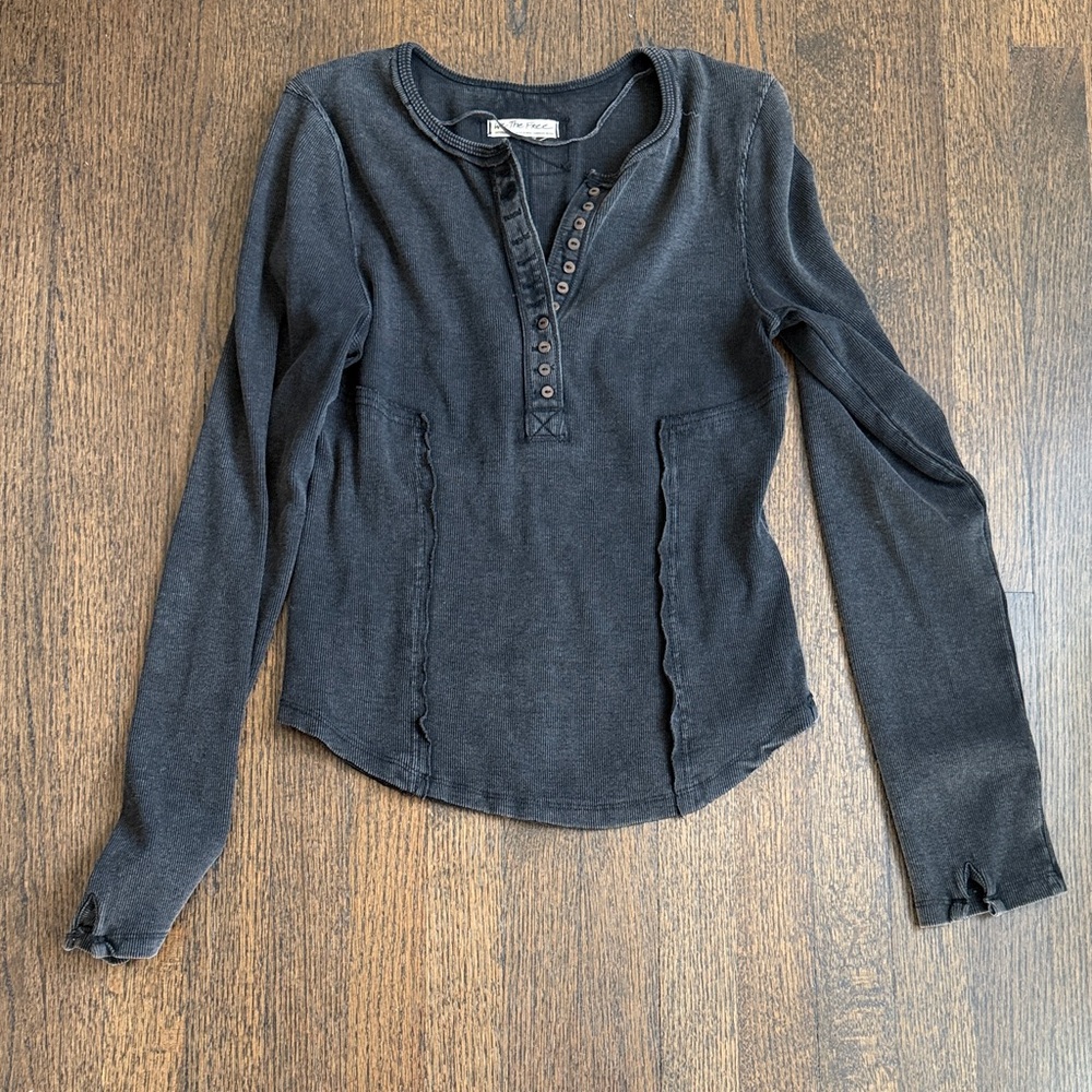 Ribbed free people top.